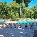 Maison 6 Pers, Terrasse, Animaux Admis, - Fr-1-857-46 Villa *